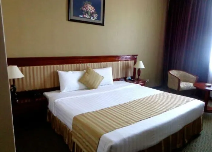 Aloha Halong Hotel Hạ Long