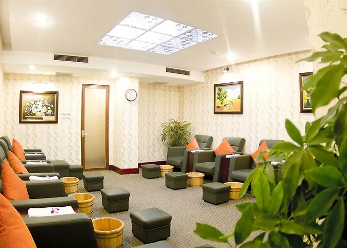 Aloha Halong Hotel