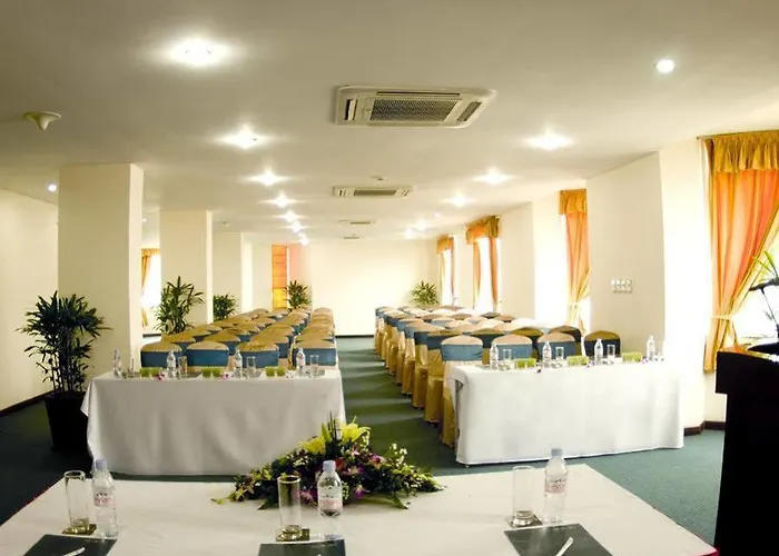 Hotel Aloha Halong Hạ Long