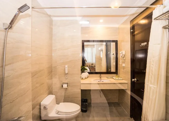 Aloha Halong 4*