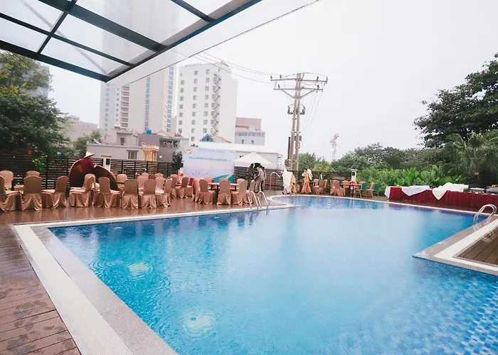 Aloha Halong 4* Hạ Long